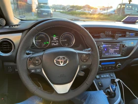 Toyota Auris 1.8 HYBRID, снимка 11