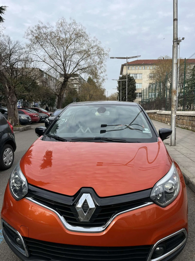 Renault Captur, снимка 4 - Автомобили и джипове - 48787274