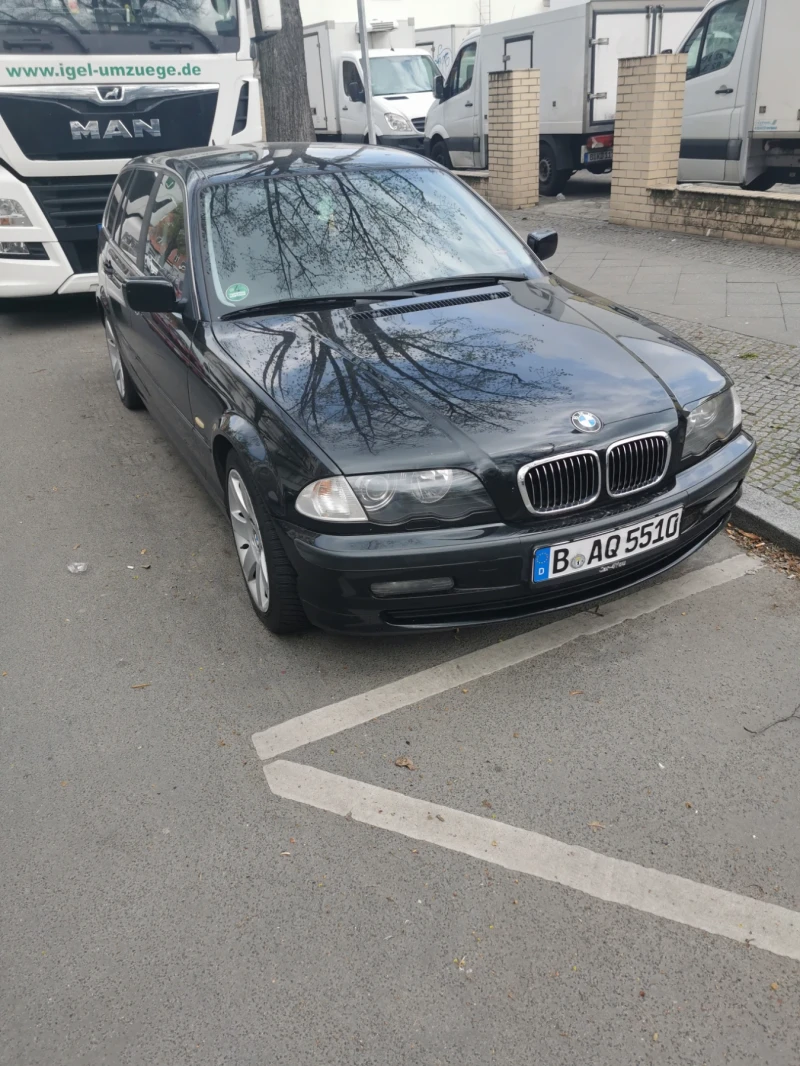 BMW 323, снимка 1 - Автомобили и джипове - 49314389