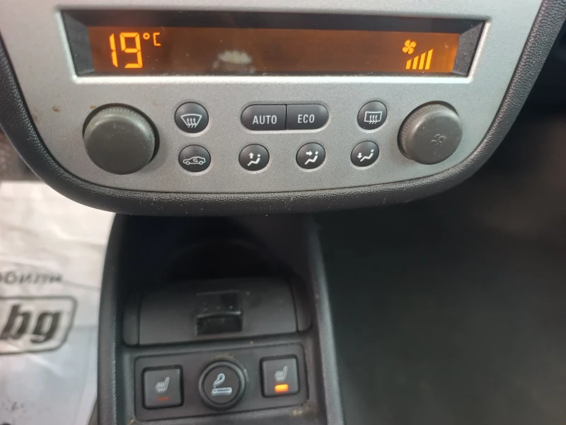 Opel Corsa 1.3CDTI/FACE/Климатроник/Евро 4 , снимка 13 - Автомобили и джипове - 50161733