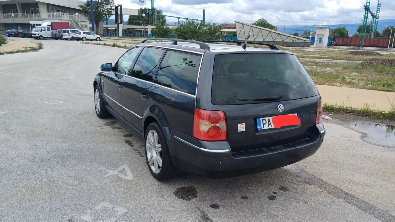 VW Passat 2.8 V6, снимка 14 - Автомобили и джипове - 52870051