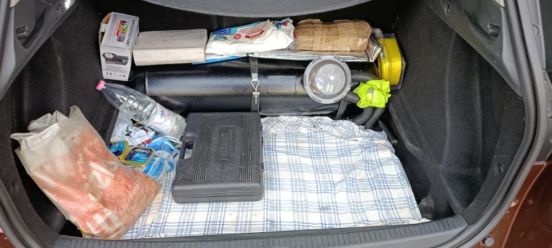 Renault Clio 4, снимка 9 - Автомобили и джипове - 52168448