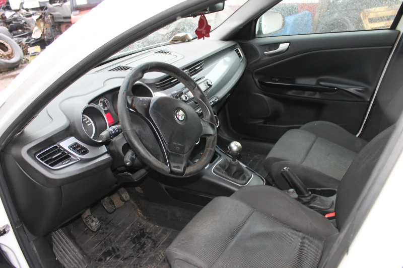 Alfa Romeo Giulietta ЗА ЧАСТИ, ИТАЛИЯ, НОВ ВНОС, снимка 8 - Автомобили и джипове - 52365298