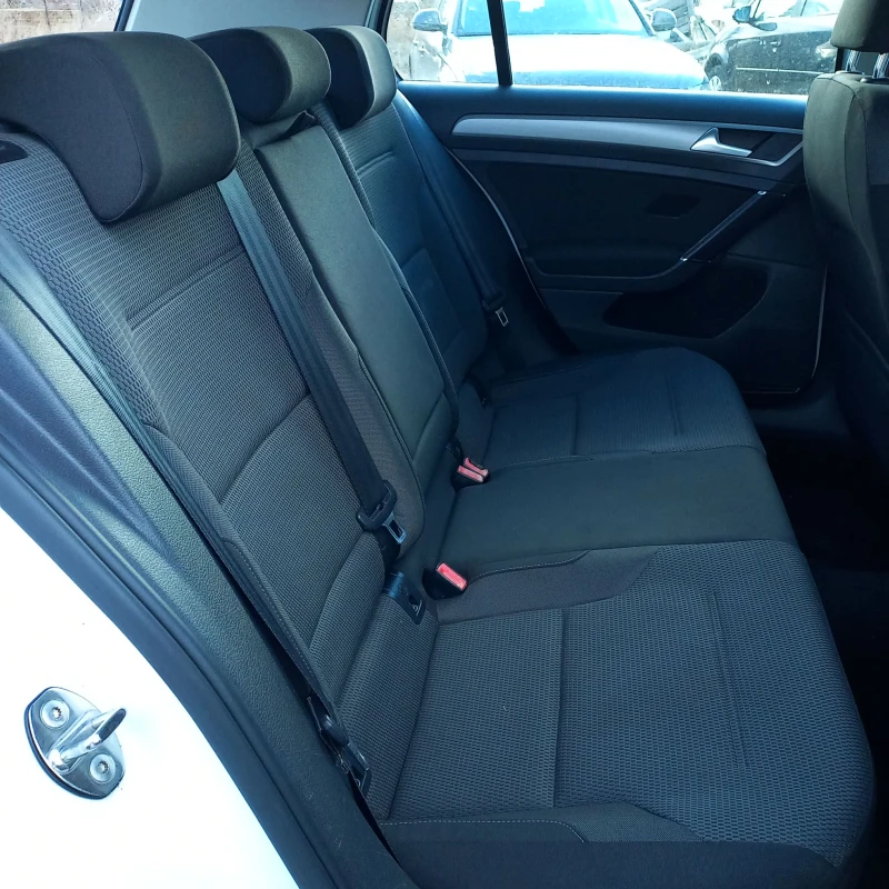 VW Golf 1.6 DSG AUTOMAT* , снимка 13 - Автомобили и джипове - 52957050