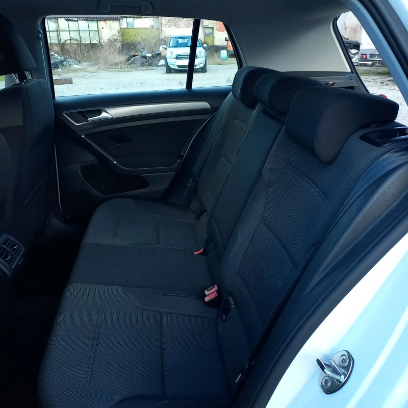 VW Golf 1.6 DSG AUTOMAT* , снимка 12 - Автомобили и джипове - 52957050