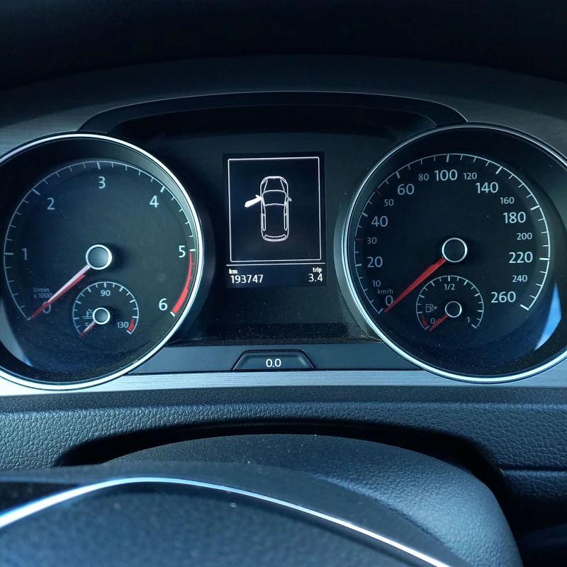 VW Golf 1.6 DSG AUTOMAT* , снимка 16 - Автомобили и джипове - 52957050