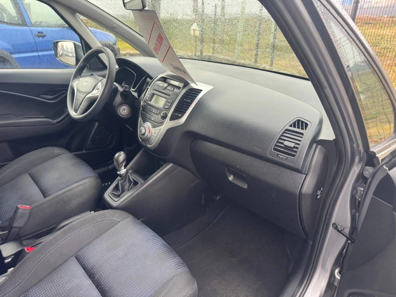 Hyundai Ix20, снимка 11 - Автомобили и джипове - 53068530