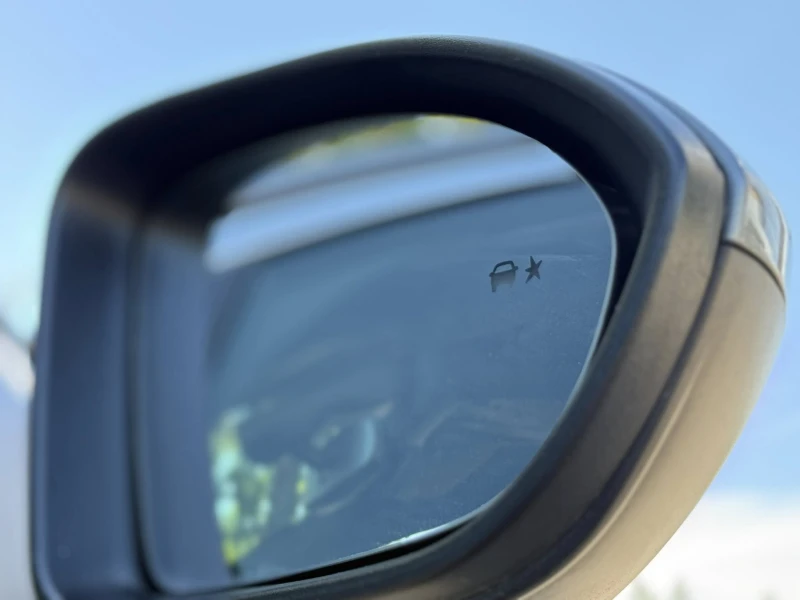 Opel Insignia 2.0T 4x4 260kc, снимка 11 - Автомобили и джипове - 53205488