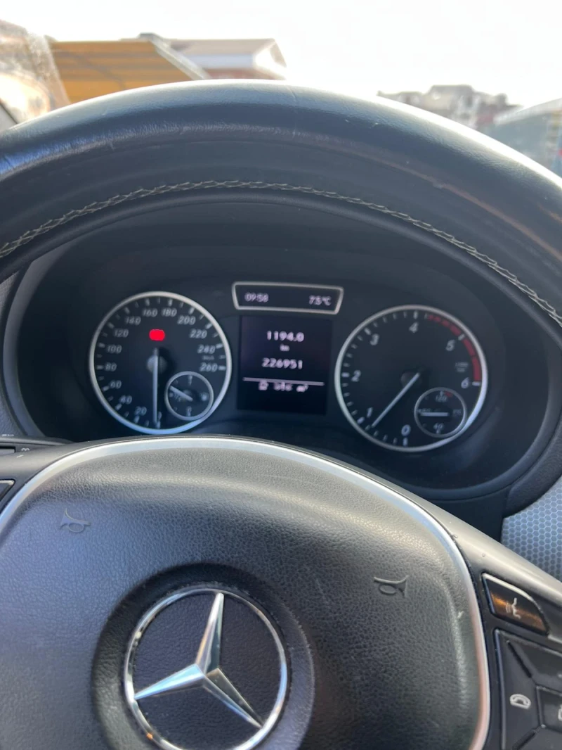 Mercedes-Benz B 200 CDI (136hp) LED/Панорама/Кожа/Navi/EU 5B/229000km, снимка 9 - Автомобили и джипове - 53501549