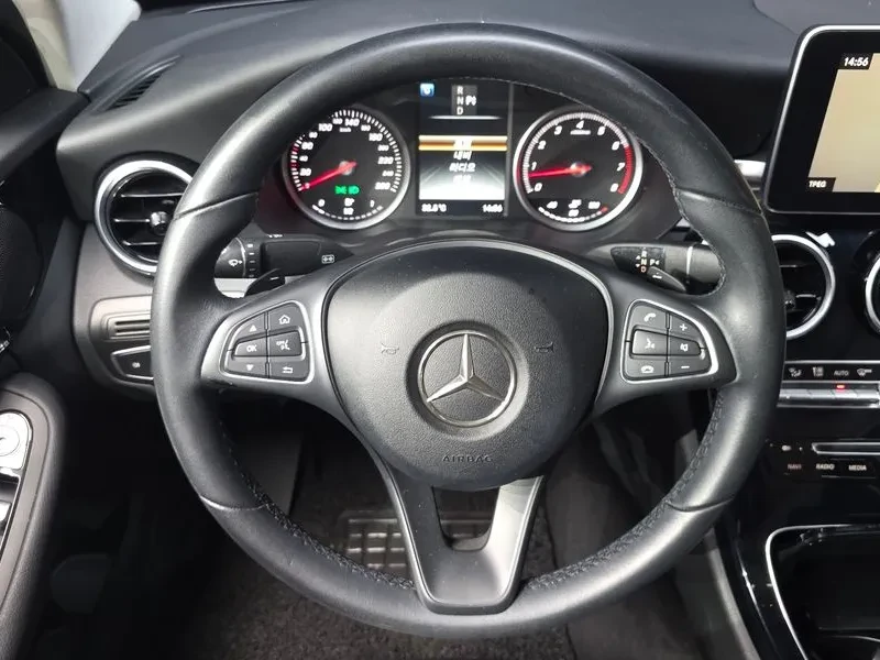 Mercedes-Benz C 200, снимка 13 - Автомобили и джипове - 55949206