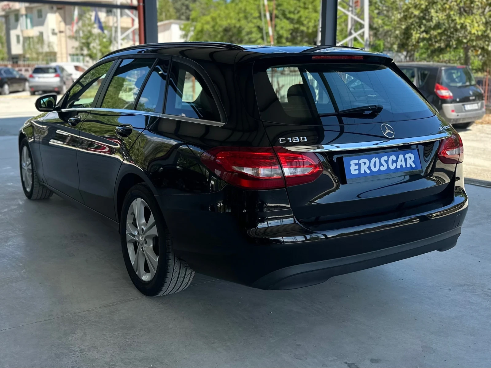Mercedes-Benz C 180 D - изображение 5