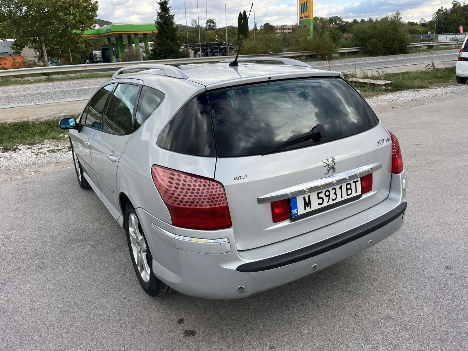 Peugeot 407 2.0HDI 136 кс КЛИМАТРОНИК РЕГИСТРИРАНО ОБСЛУЖЕНО - изображение 5