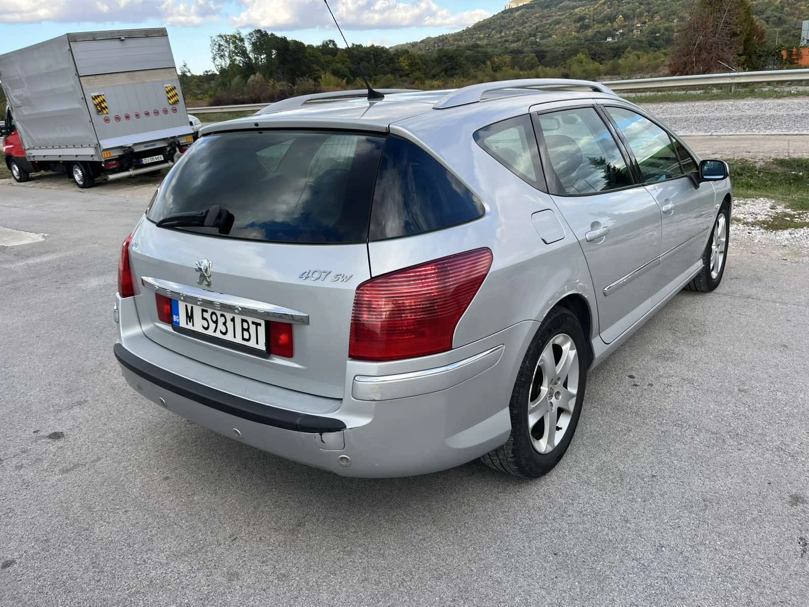 Peugeot 407 2.0HDI 136 кс КЛИМАТРОНИК РЕГИСТРИРАНО ОБСЛУЖЕНО - изображение 4