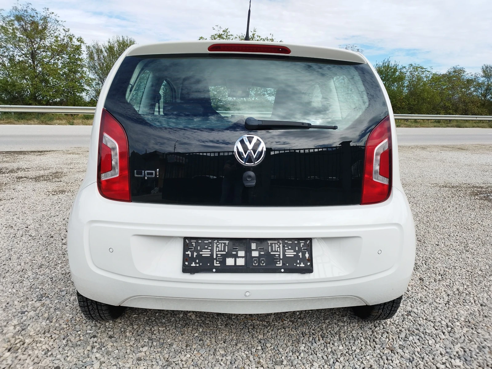 VW Up 1.0 MPI 75000 km. - изображение 4