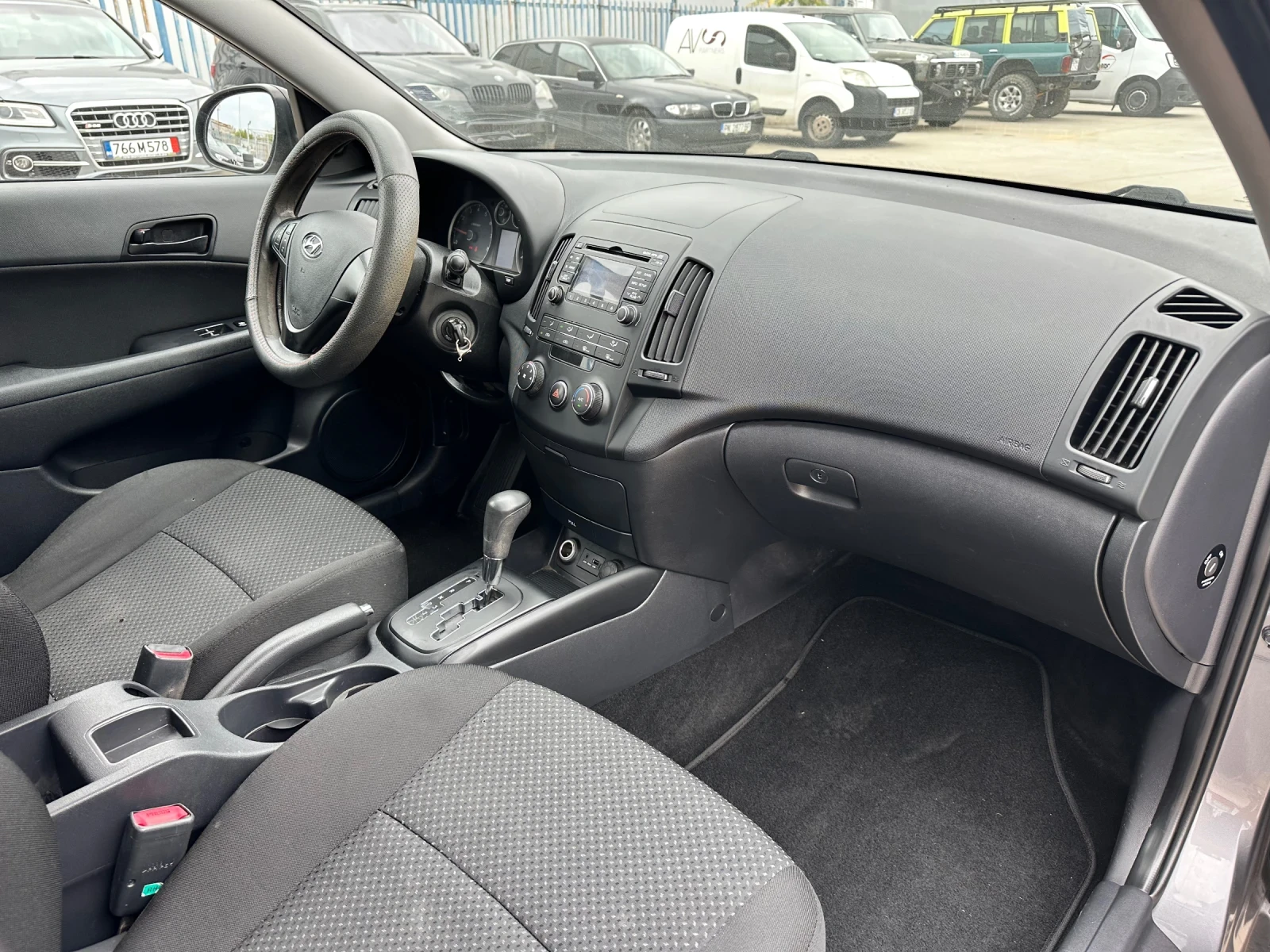 Hyundai I30 1.6i* * 94000*  | Mobile.bg   11