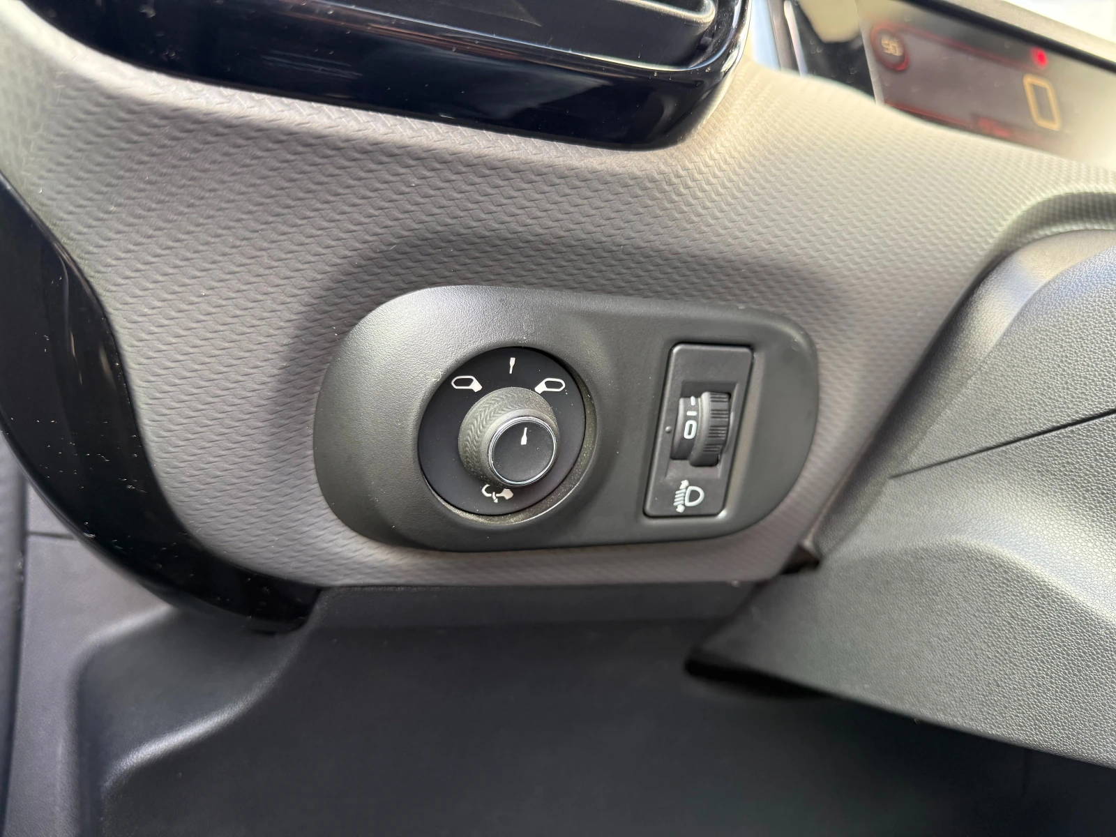 Citroen C4 Cactus 6 ������ ��������/1.5HDI 120��. ���������/67���.�� | Mobile.bg � ����������� 17