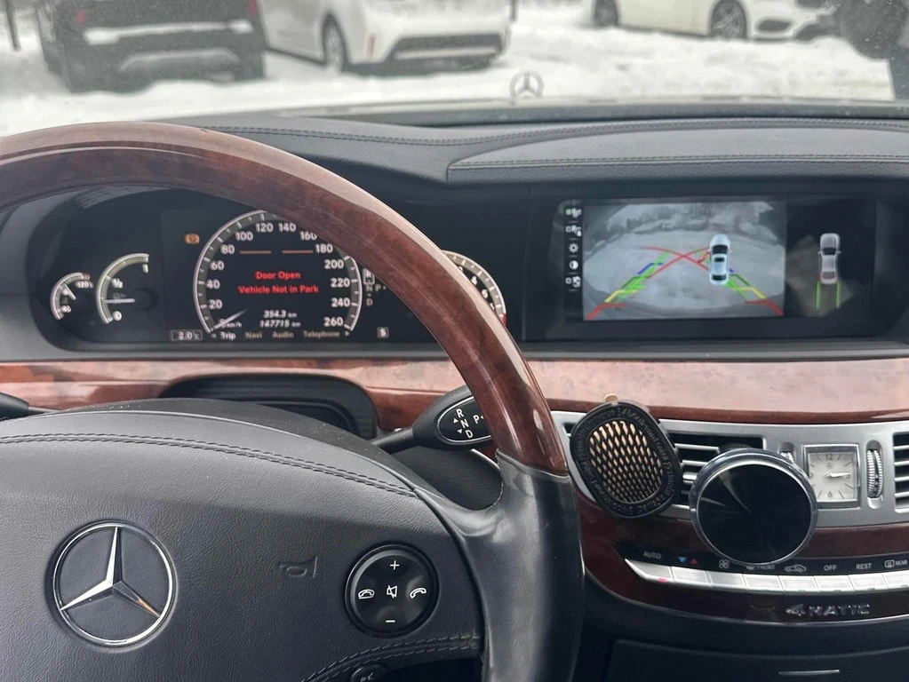 Mercedes-Benz S 550 * 5.5L * CARFAX * ЦЕНА ДО БГ - изображение 9