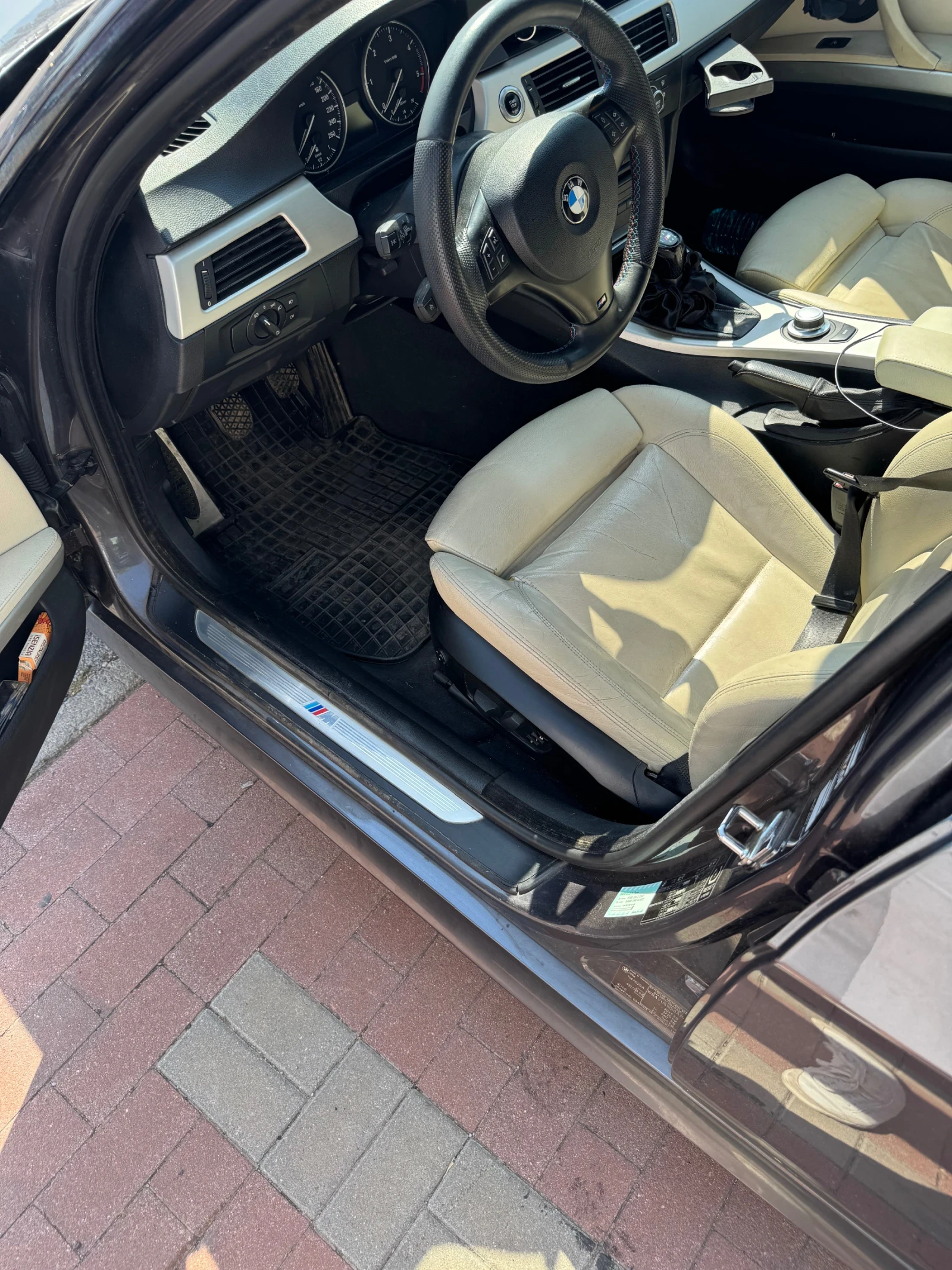 BMW 320, снимка 8 - Автомобили и джипове - 54320882