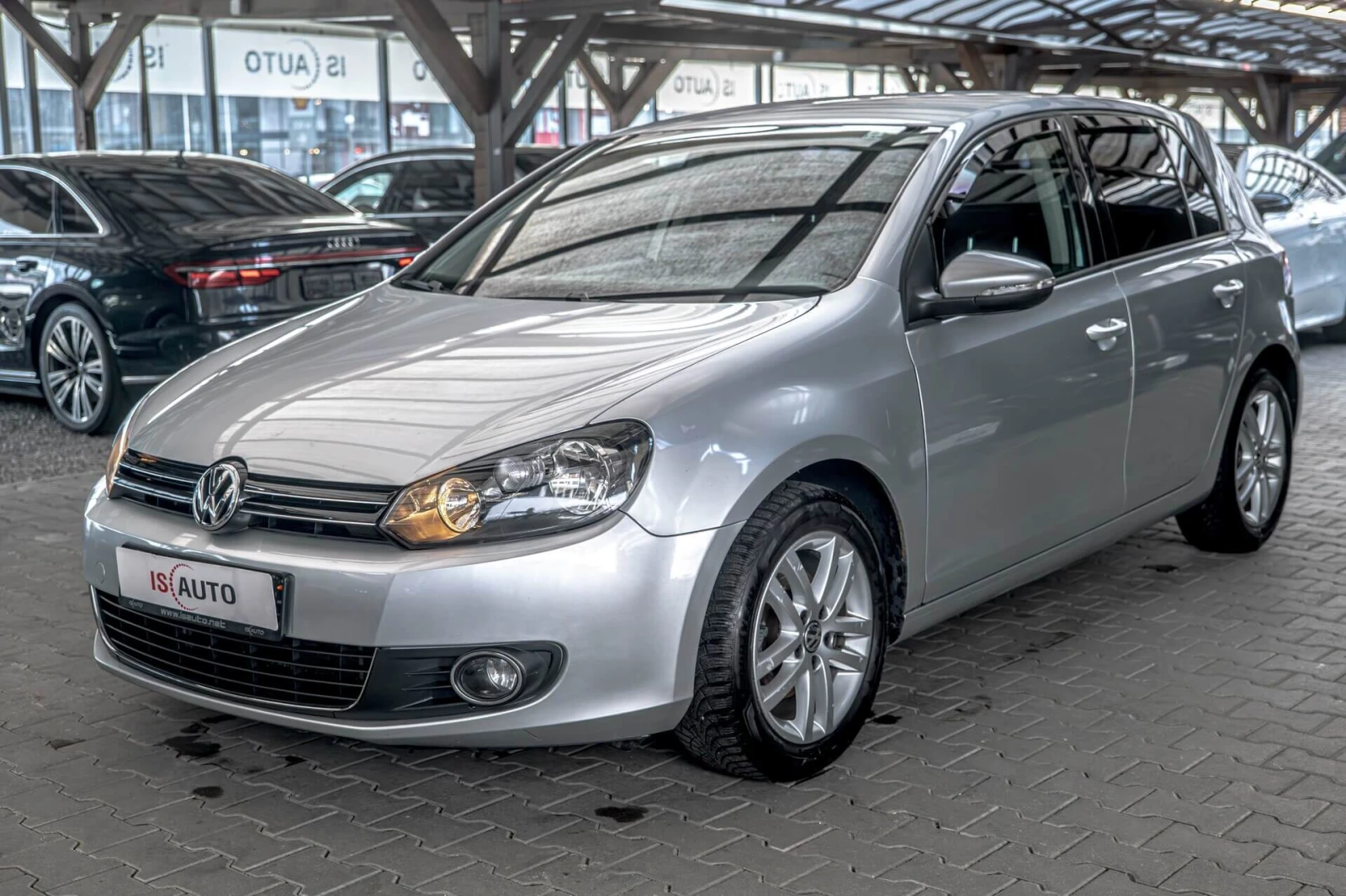 VW Golf 1.6TDI/DSG/Климатроник/МултиВолан/Автопилот, снимка 3 - Автомобили и джипове - 53738358