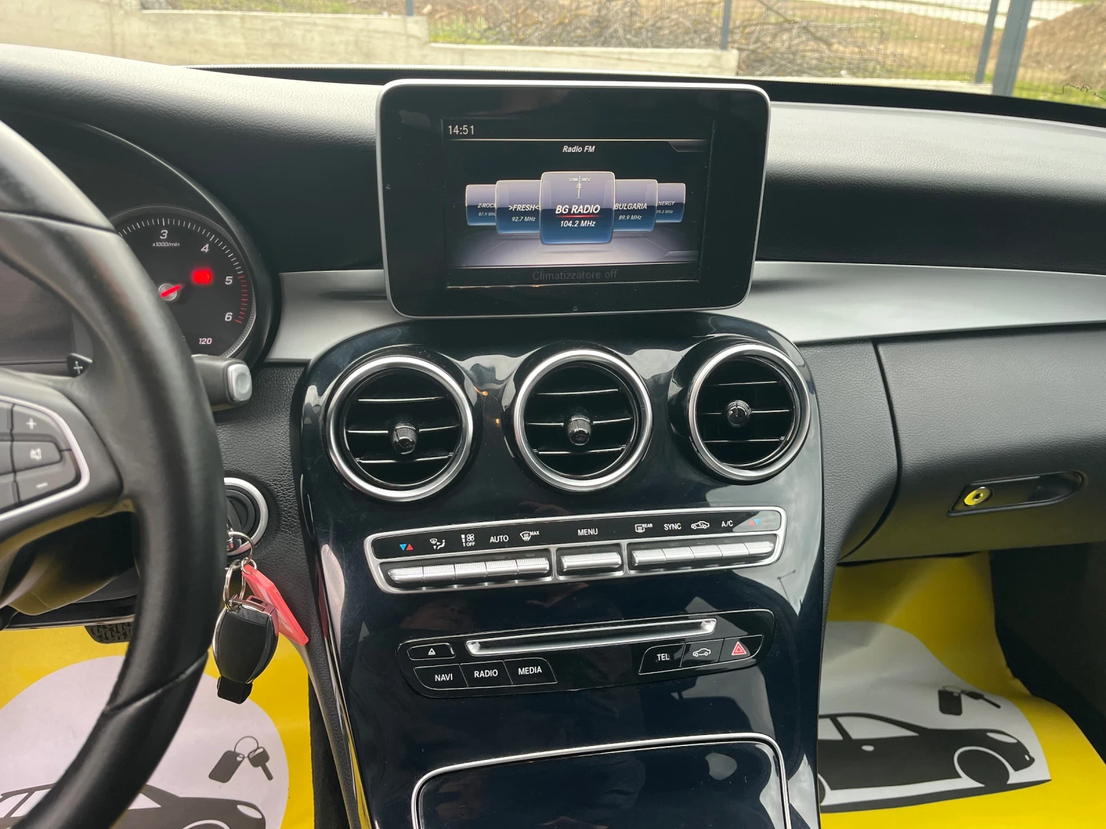 Mercedes-Benz C 180 1.6, снимка 15 - Автомобили и джипове - 53913544