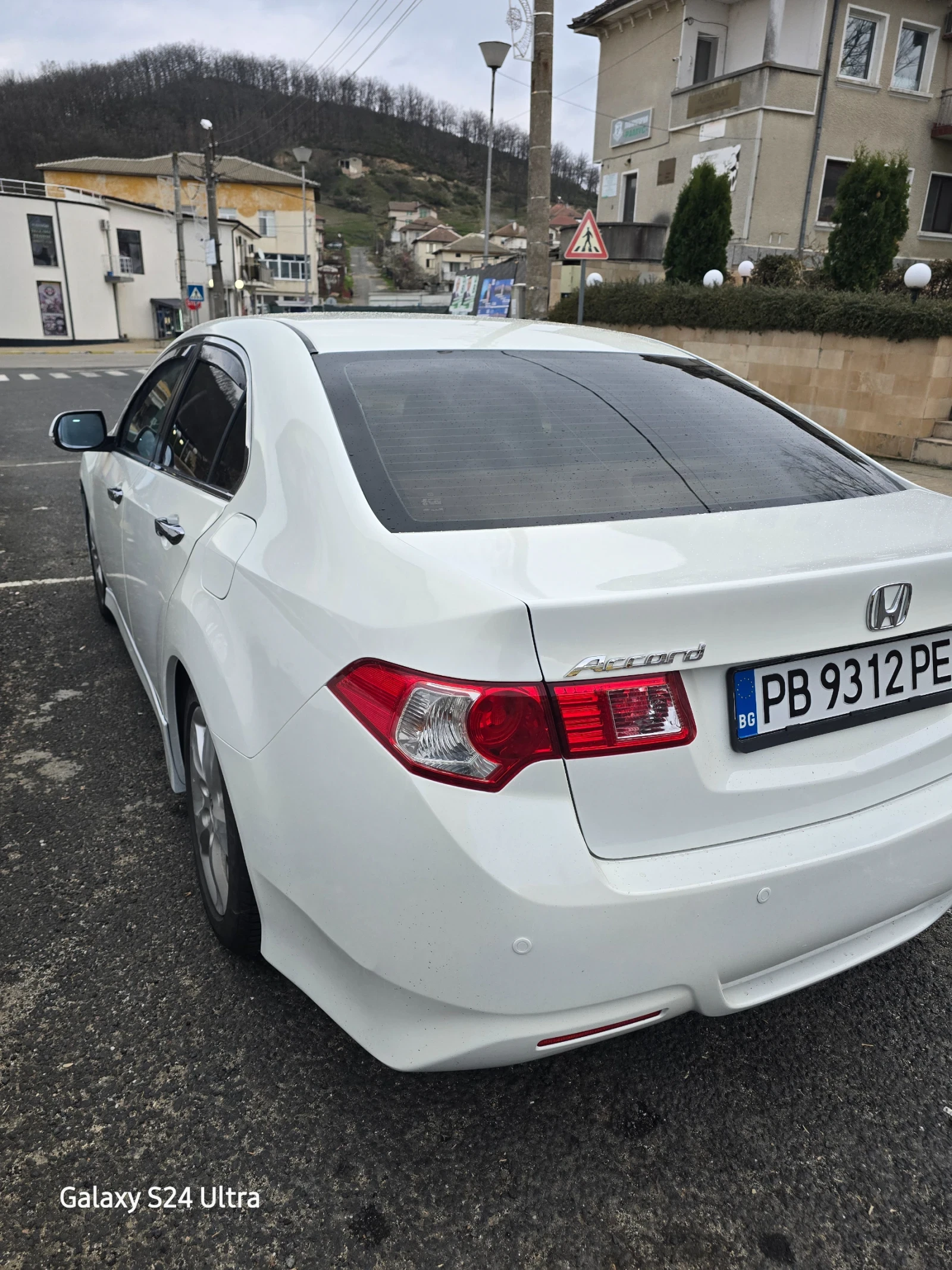 Honda Accord 2.2, снимка 9 - Автомобили и джипове - 54386422