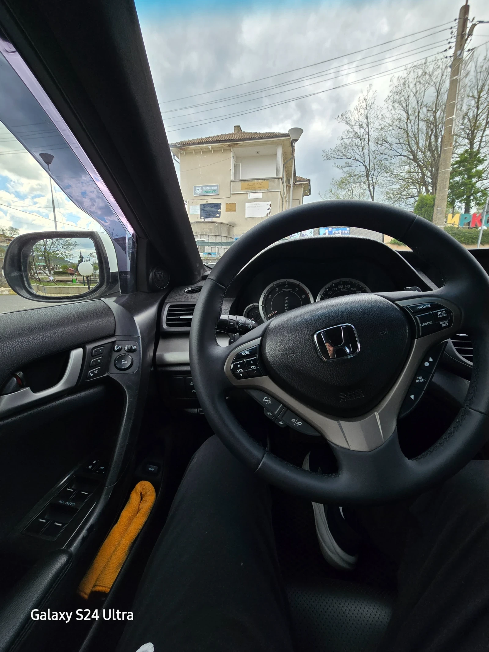 Honda Accord 2.2, снимка 3 - Автомобили и джипове - 54386422