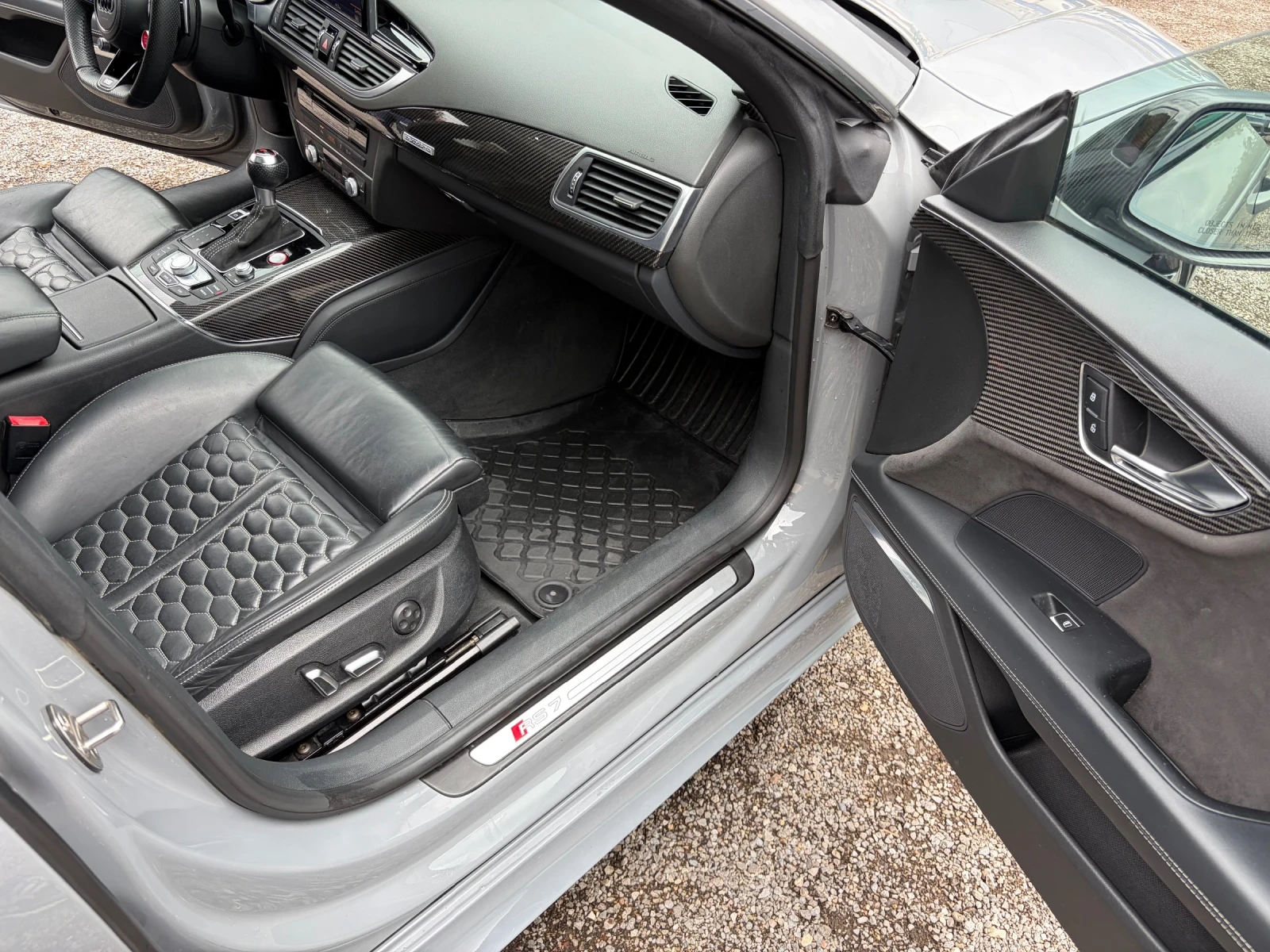 Audi Rs7 * Performance* Ceramic* Carbon Edition* , снимка 13 - Автомобили и джипове - 54647385