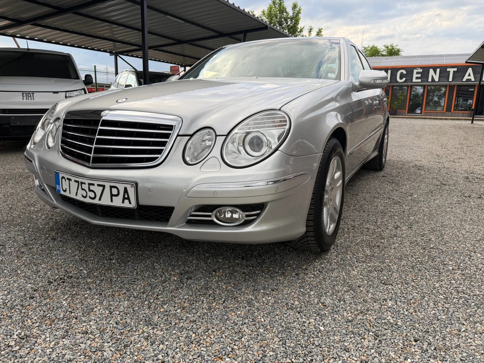 Mercedes-Benz E 320 220CDI, Autom, Nai, Kameri, FASE, снимка 6 - Автомобили и джипове - 54764256