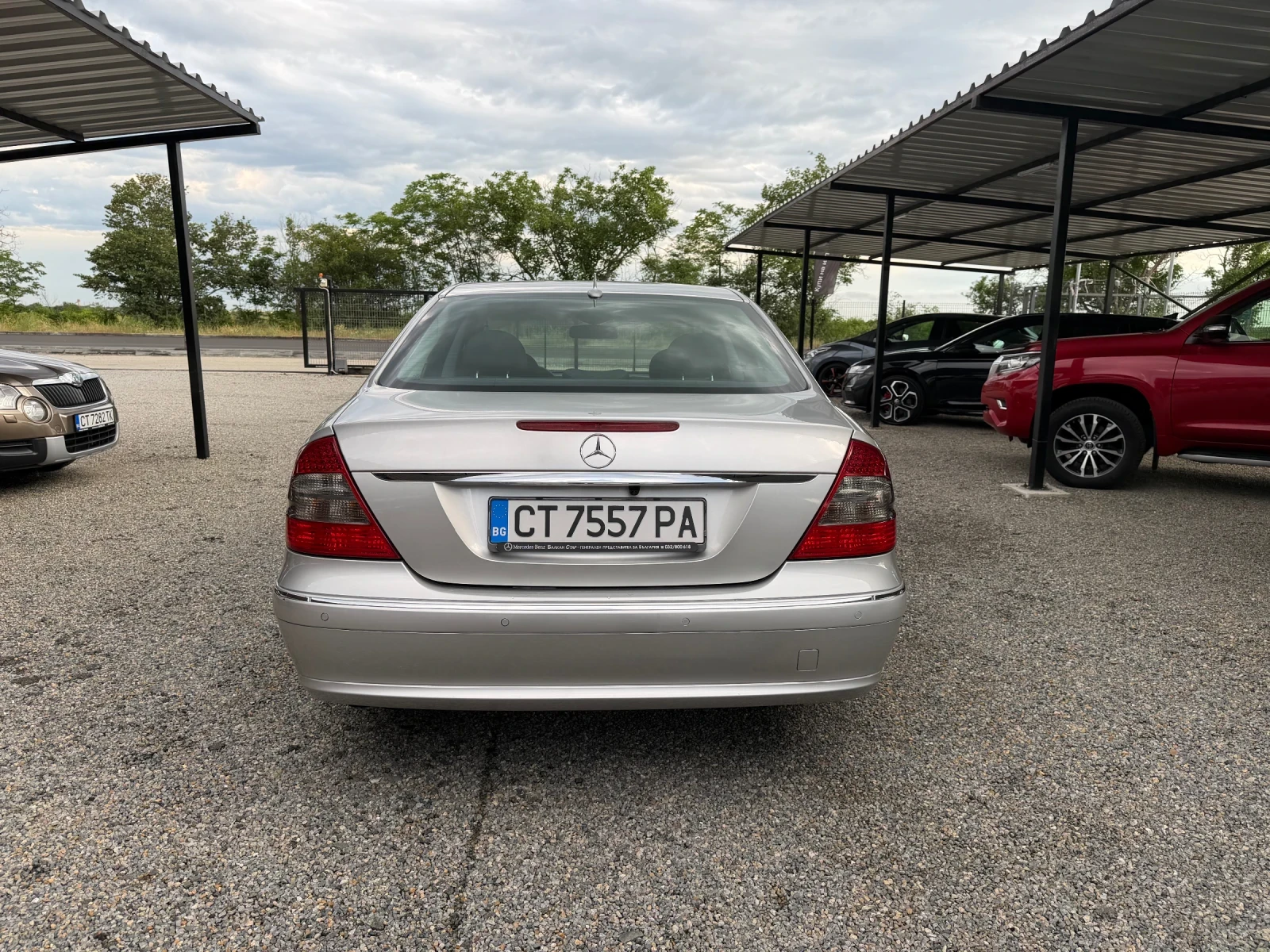 Mercedes-Benz E 320 220CDI, Autom, Nai, Kameri, FASE, снимка 4 - Автомобили и джипове - 54764256