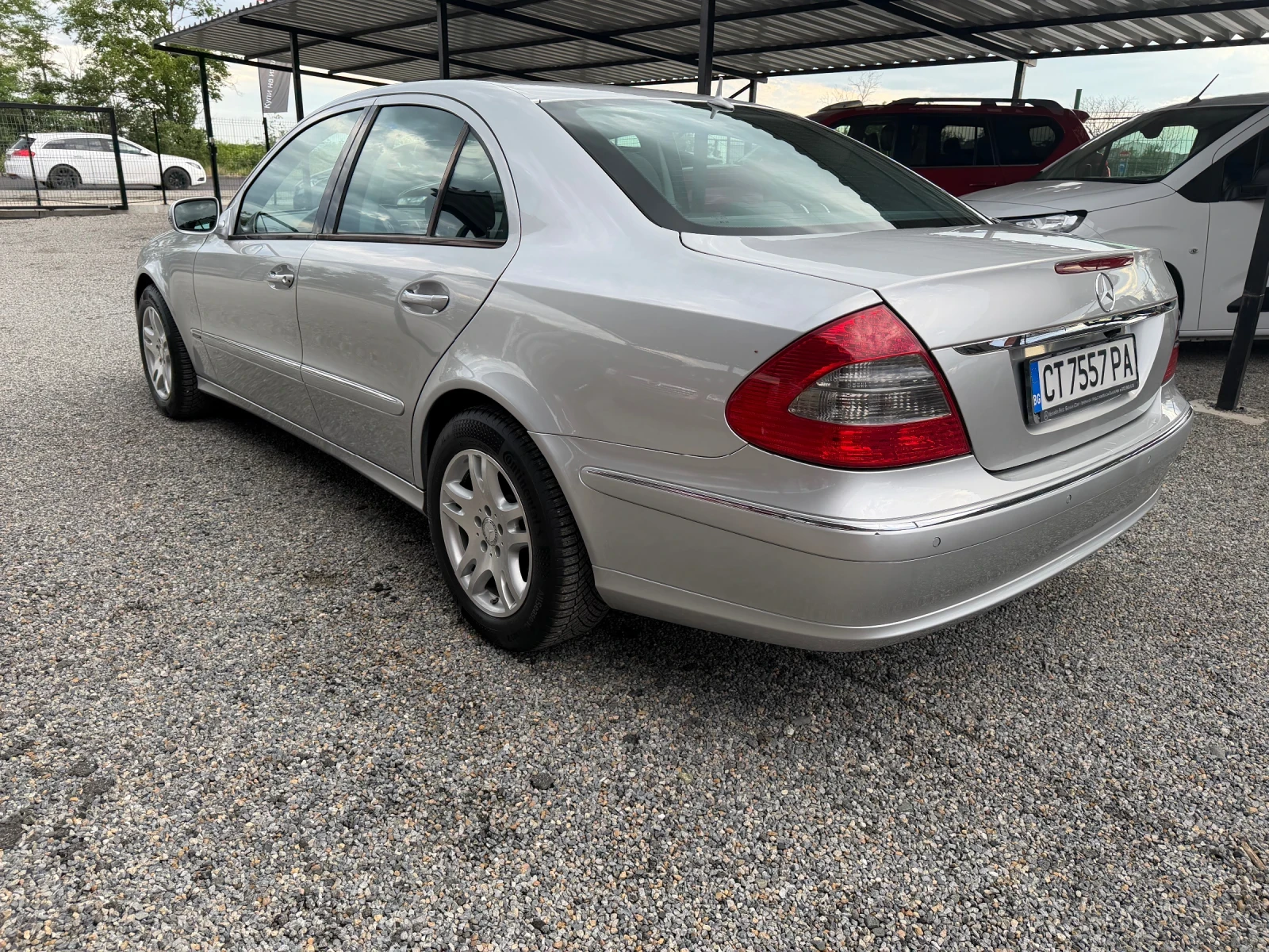 Mercedes-Benz E 320 220CDI, Autom, Nai, Kameri, FASE, снимка 3 - Автомобили и джипове - 54764256