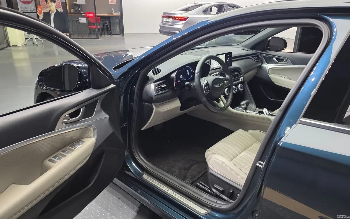 Genesis G70 !!УНИКАТ!! #ПЪЛНО ОБОРУДВАНЕ#HEAD-UP/360CAM, снимка 10 - Автомобили и джипове - 55065904