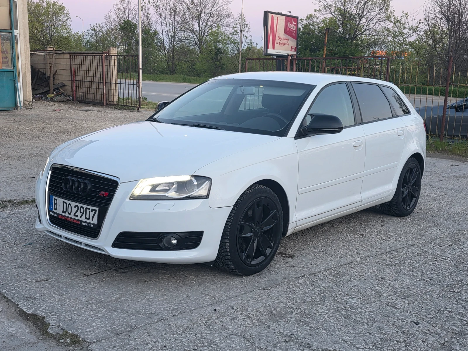 Audi A3 2.0TDI AVTOMAT, снимка 7 - Автомобили и джипове - 55143130