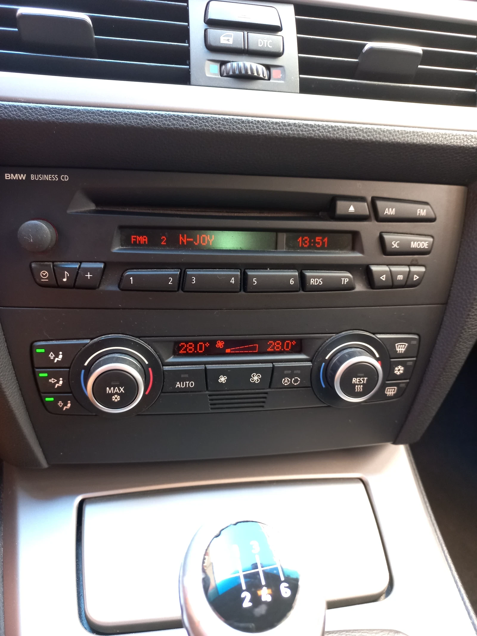 BMW 320, снимка 3 - Автомобили и джипове - 55195338
