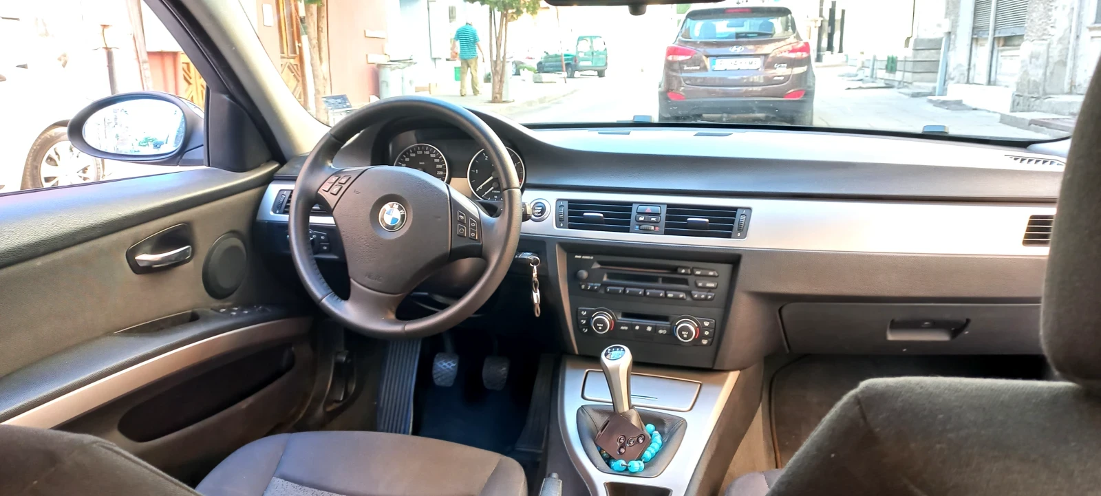 BMW 320, снимка 4 - Автомобили и джипове - 55195338