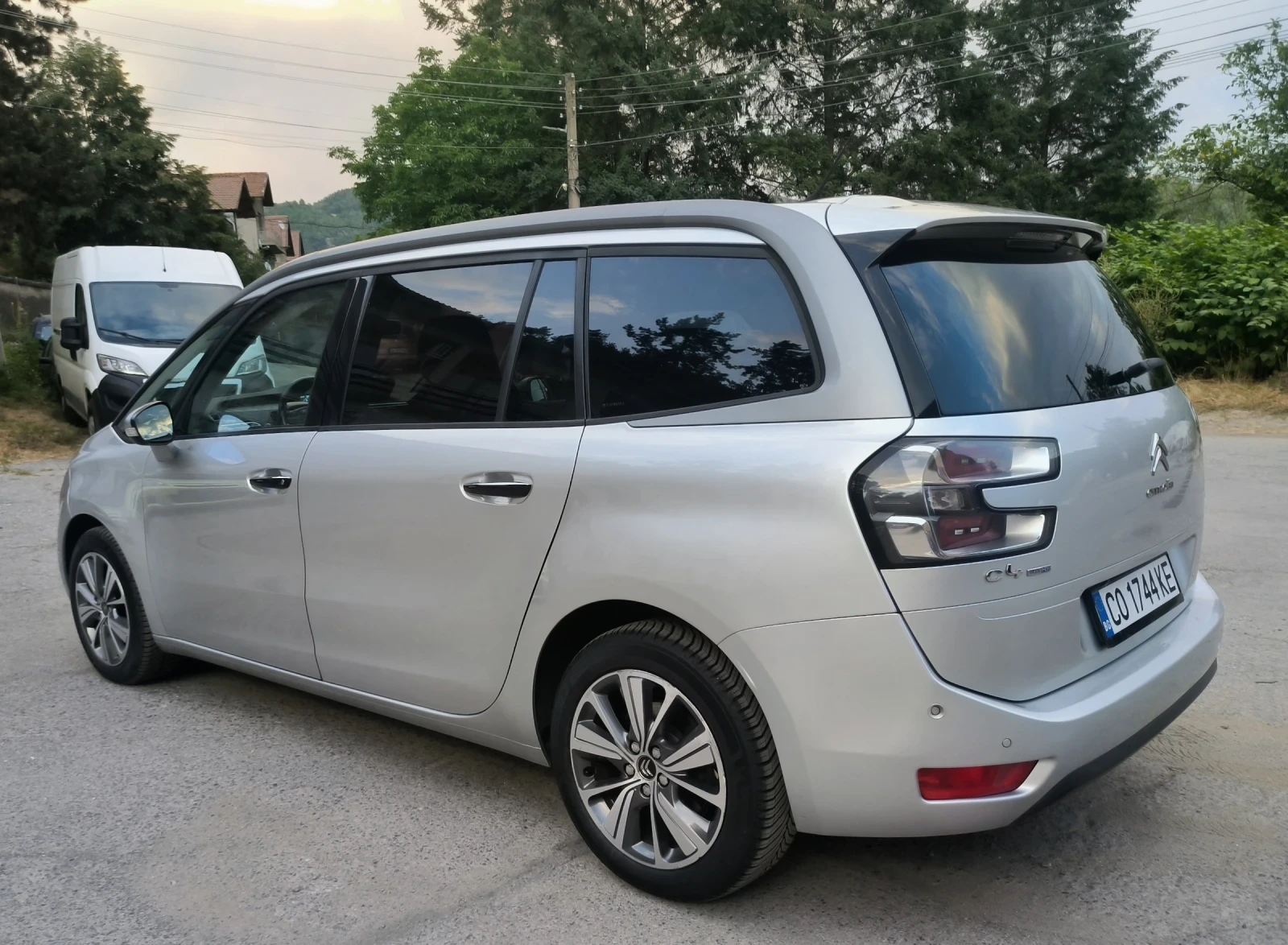 Citroen C4 Picasso 1.6 BlueHDi ТОП СЪСТОЯНИЕ, снимка 5 - Автомобили и джипове - 55565889