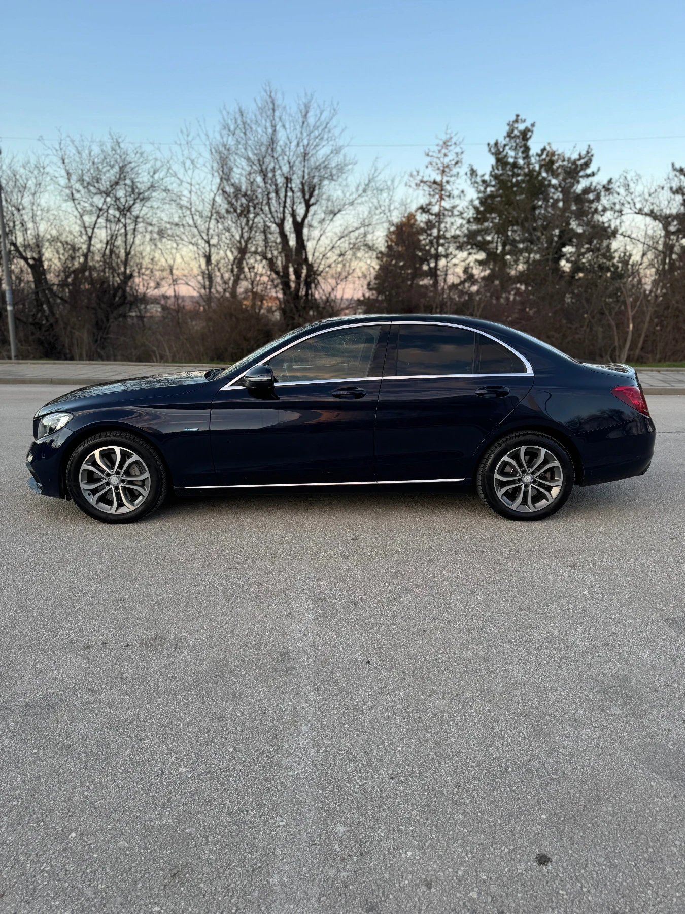 Mercedes-Benz C 350 E plug-in hybrid, снимка 2 - Автомобили и джипове - 55797819