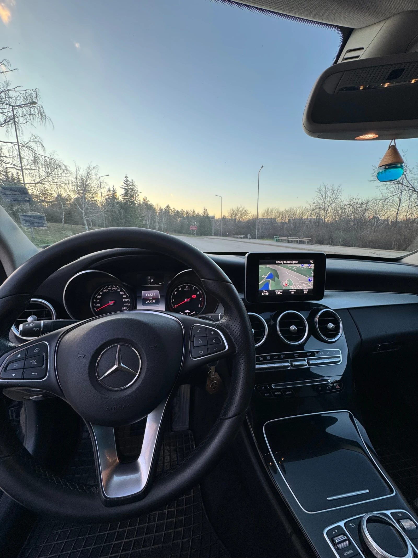 Mercedes-Benz C 350 E plug-in hybrid, снимка 13 - Автомобили и джипове - 55797819