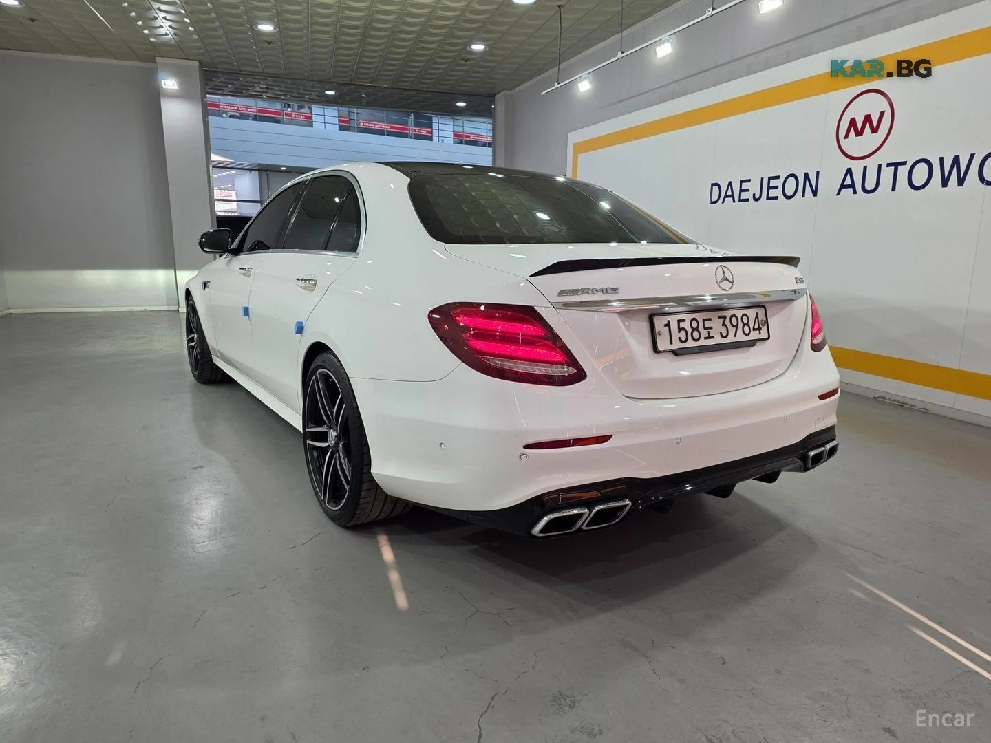 Mercedes-Benz E 63 AMG 4MATIC PLUS* Подгрев* ОБДУХВАНЕ* 360* HUD* Blind S, снимка 3 - Автомобили и джипове - 55983584