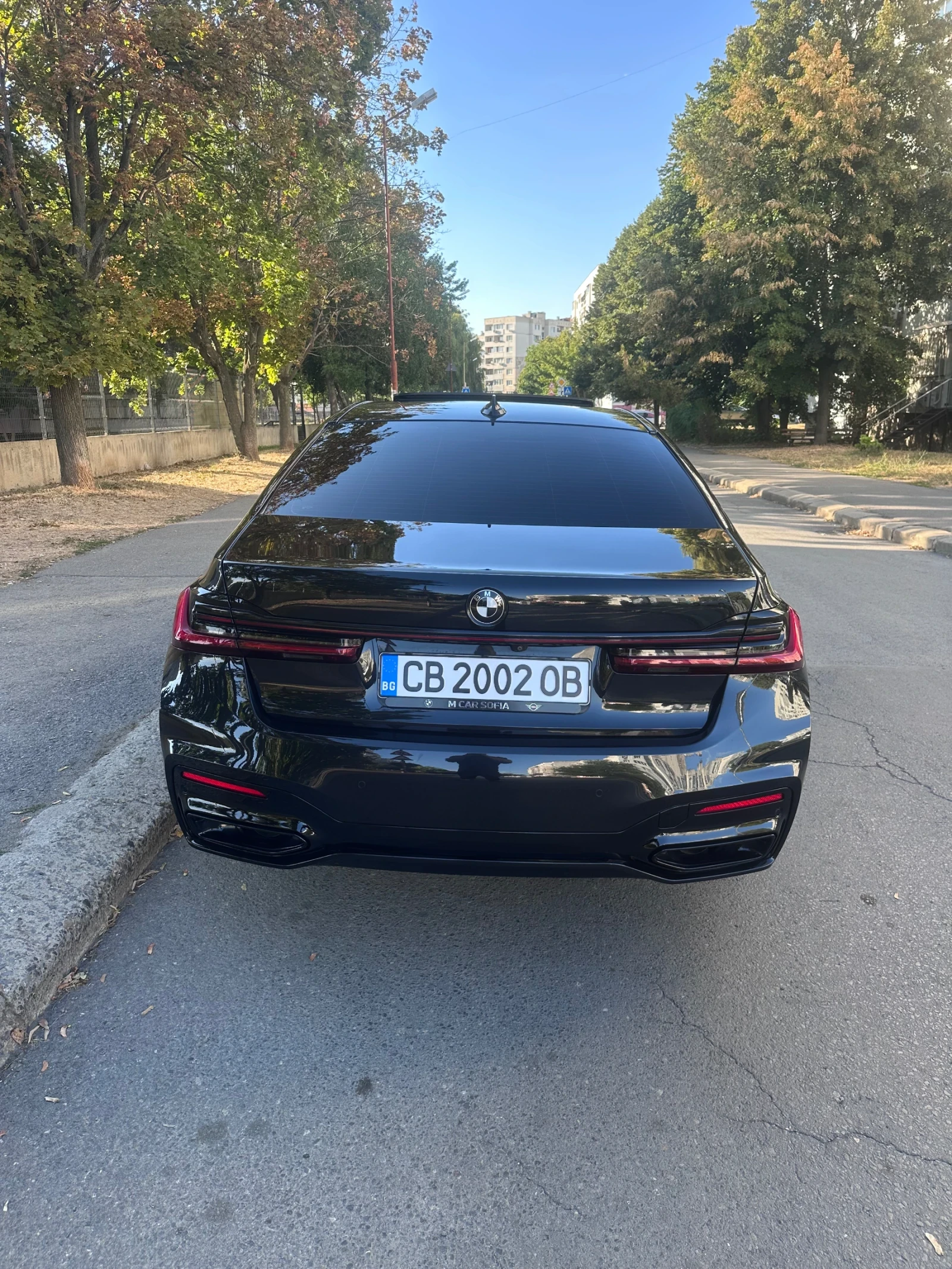 BMW 730 xDrive Facelift M Sport Laser, снимка 4 - Автомобили и джипове - 56060361