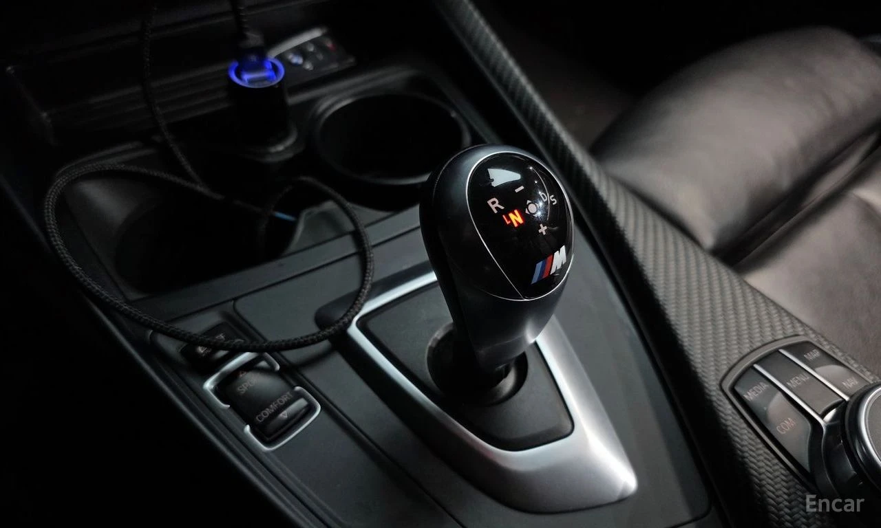 BMW M2 HARMON* KARDON* , снимка 11 - Автомобили и джипове - 56145142