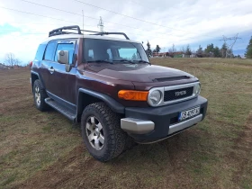 ����� �� �������� �� Toyota Fj cruiser 4.0 i V6 Automatic, LPG, �-Trac, ������ �� ���