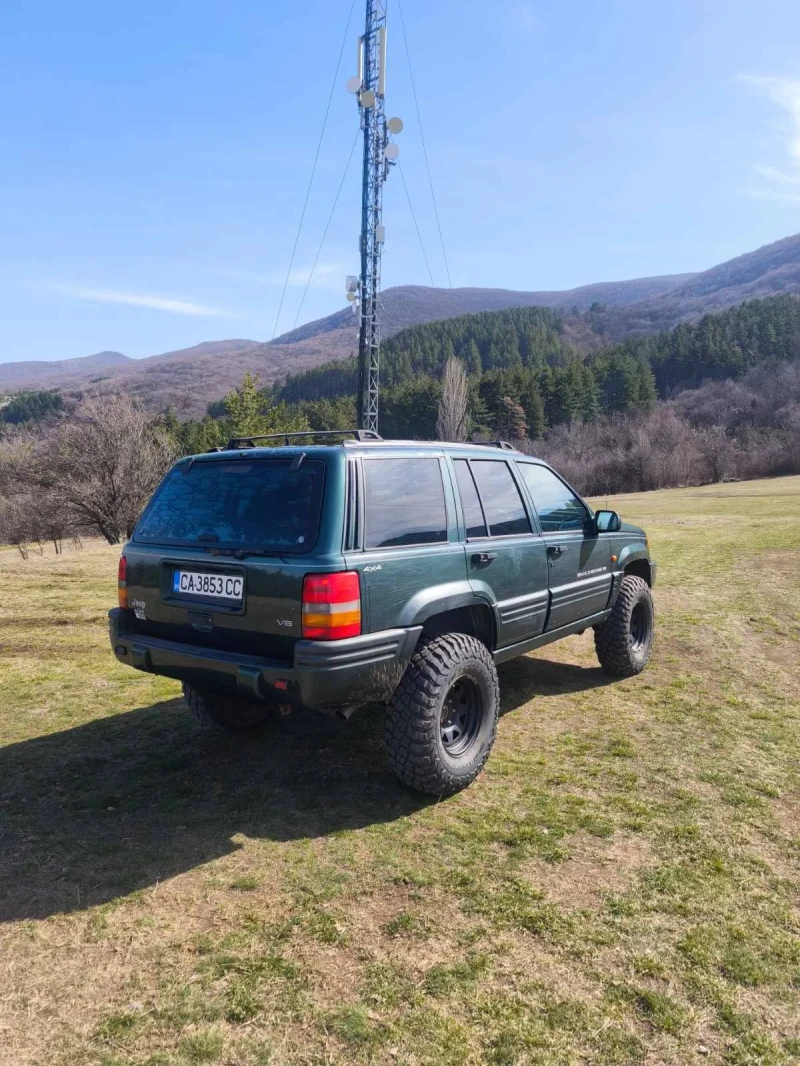 Jeep Grand cherokee 5.2 газ-бензин, снимка 4 - Автомобили и джипове - 49434408