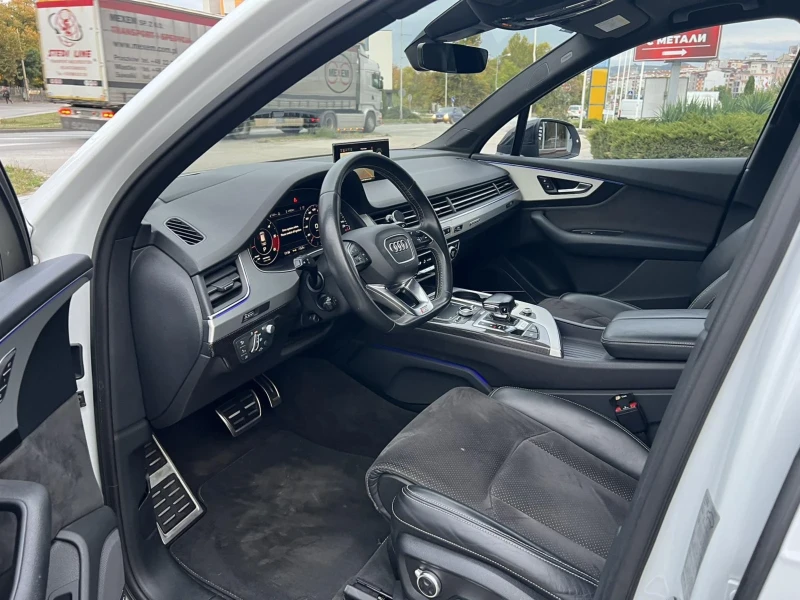 Audi SQ7 4.0TDI, снимка 10 - Автомобили и джипове - 52093480