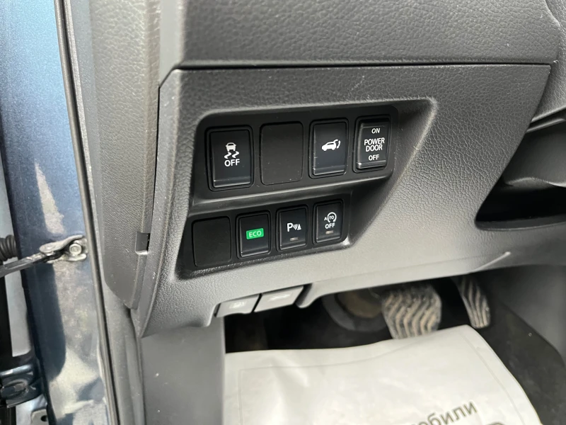 Nissan X-trail 2.0 4x4tekna x troni kameri 360k fuul, снимка 11 - Автомобили и джипове - 52661331