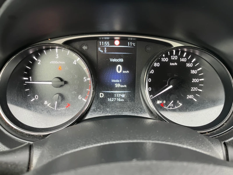 Nissan X-trail 2.0 4x4tekna x troni kameri 360k fuul, снимка 12 - Автомобили и джипове - 52661331