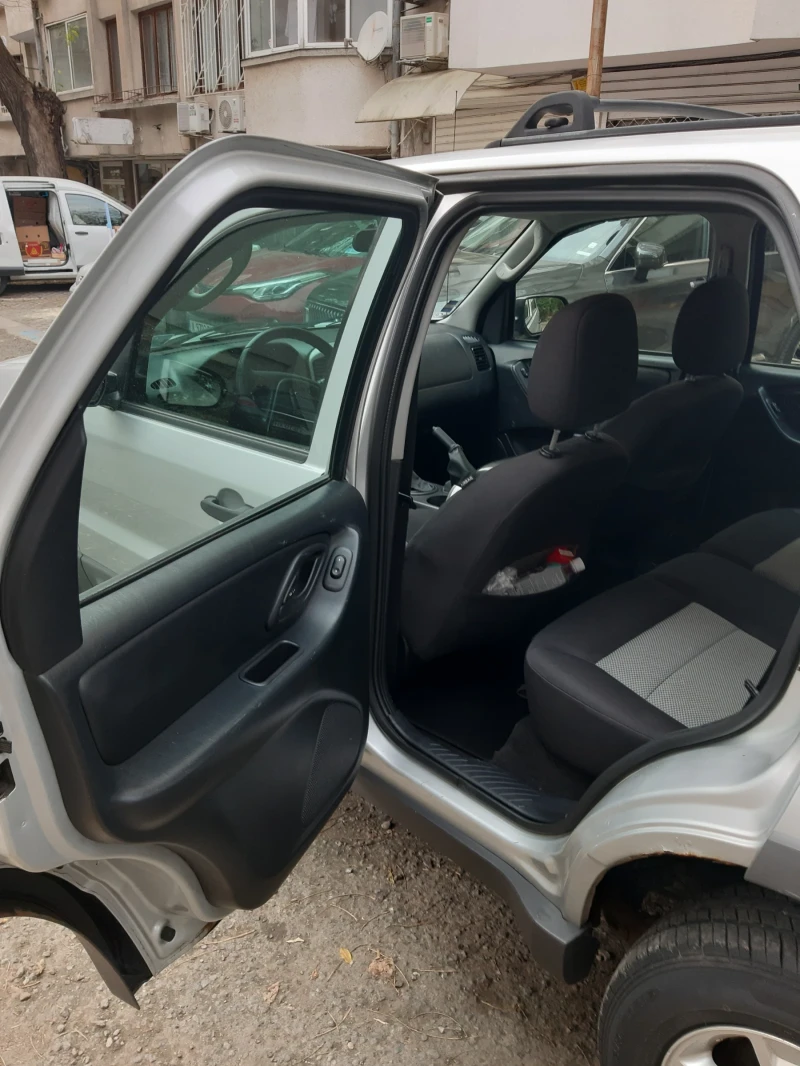 Ford Maverick, снимка 9 - Автомобили и джипове - 53003966