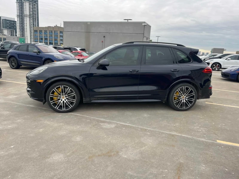 Porsche Cayenne Turbo  CARFAX, снимка 2 - Автомобили и джипове - 53073669