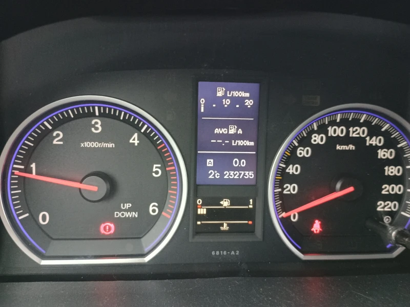 Honda Cr-v 2.2 , снимка 10 - Автомобили и джипове - 53214663