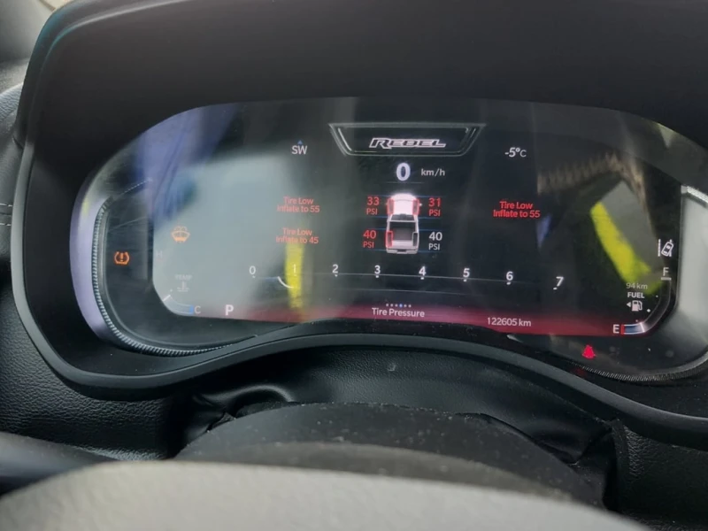 Dodge RAM 1500 * REBEL CREW CAB SHORT BED * CARFAX * , снимка 9 - Автомобили и джипове - 53416263