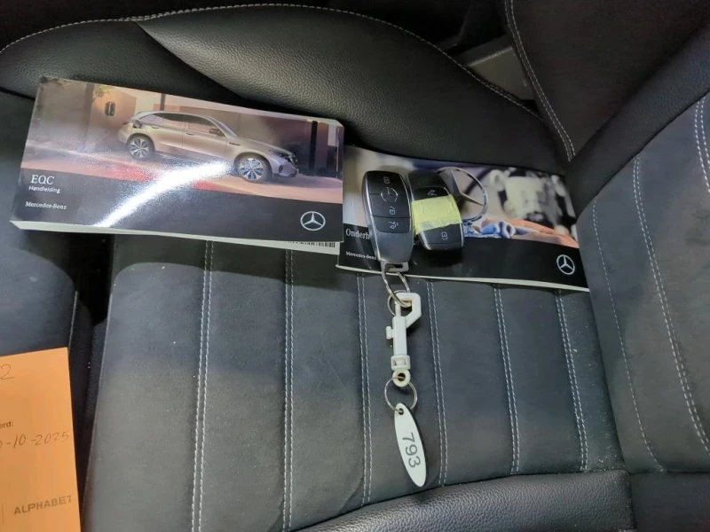 Mercedes-Benz EQC 400 AMG Line, снимка 11 - Автомобили и джипове - 53454699